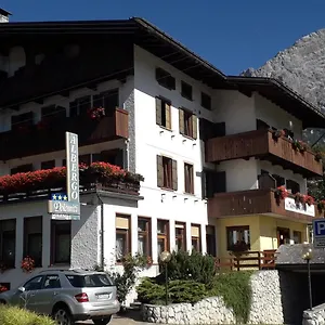 Dolomiti Hotel